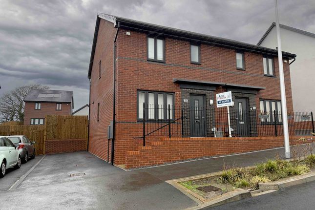 3 Bedroom Semi Detached For Rent On Fern Drive, Penllergaer