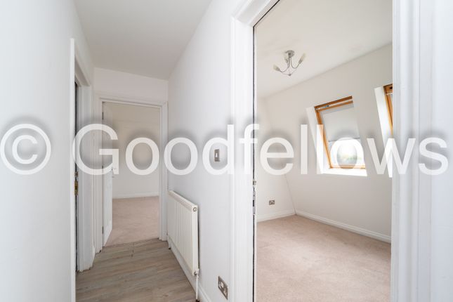 Flat to rent in London Road, Cheam, Sutton