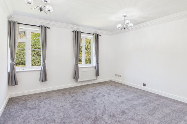 23, Lady Yorke Park, Iver photo 5