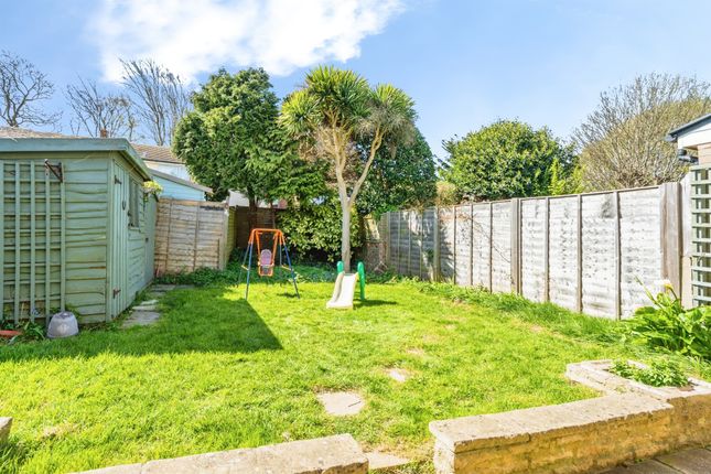 5, Bala Crescent, Bognor Regis photo 2