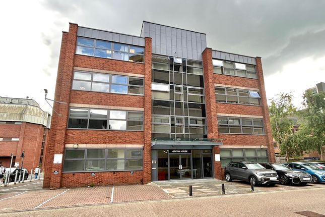 Office to let in Griffin House, West Street, Woking
