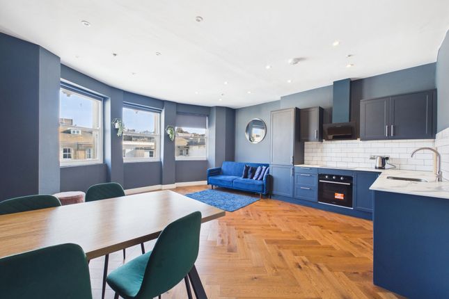 2-bed flat on Flat 5, 2 Sillwood Terrace, Brighton, £1,900/mo