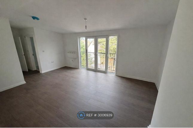 Flat, Hills Road, Cambridge photo 5
