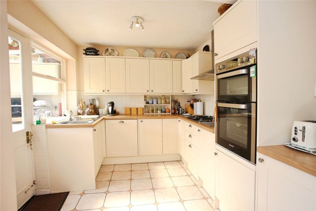 10, Glenfield Road, Stockport photo 4