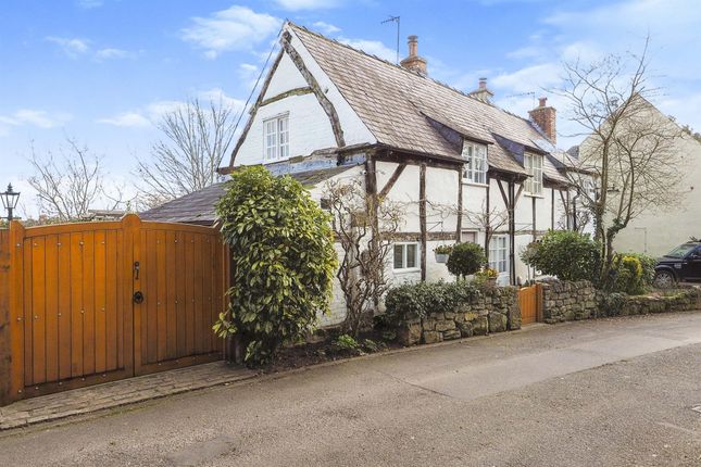 Thumbnail Cottage for sale in The Spittal, Castle Donington, Derby
