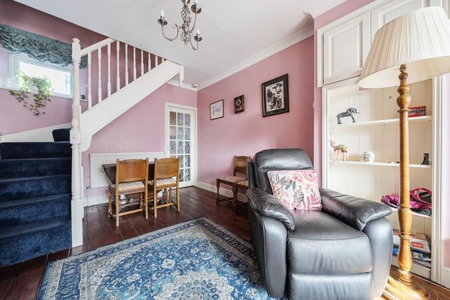 85 Woburn Road, Bedford photo 3