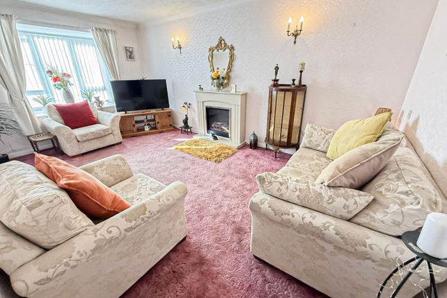 75 Redcroft Well Lane, Wirral photo 3