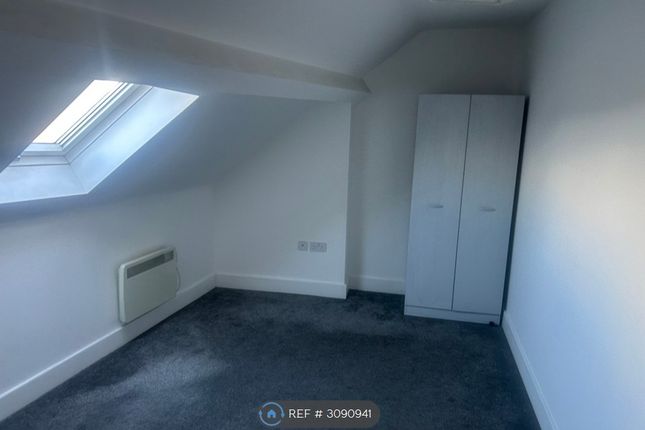 A Smawthorne Grove, Castleford photo 3