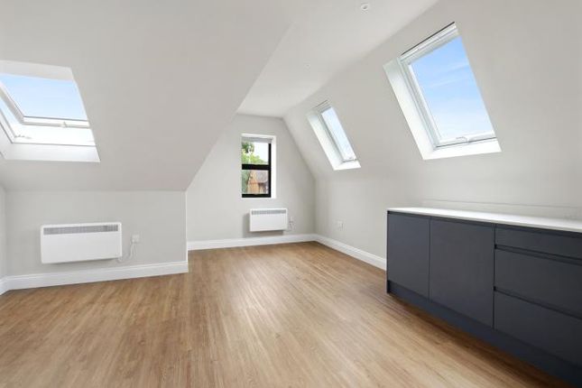 Thumbnail Flat to rent in Tandon House, Park Lane, Croydon, Surrey