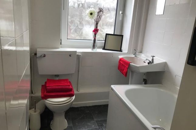 5, Cumberland Court, Leeds photo 4