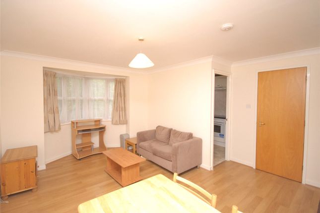 Thumbnail Flat to rent in Halley Gardens, London