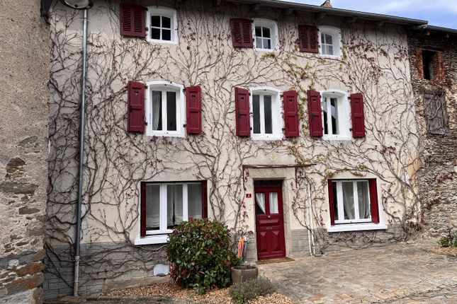 Property for sale in Leynhac, Cantal, France