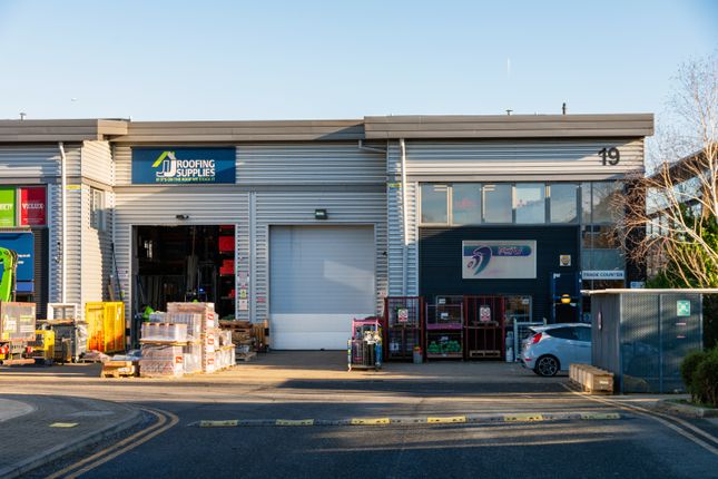 Industrial to let in Unit 19, Clock Tower Industrial Estate, Clock Tower Road, Isleworth