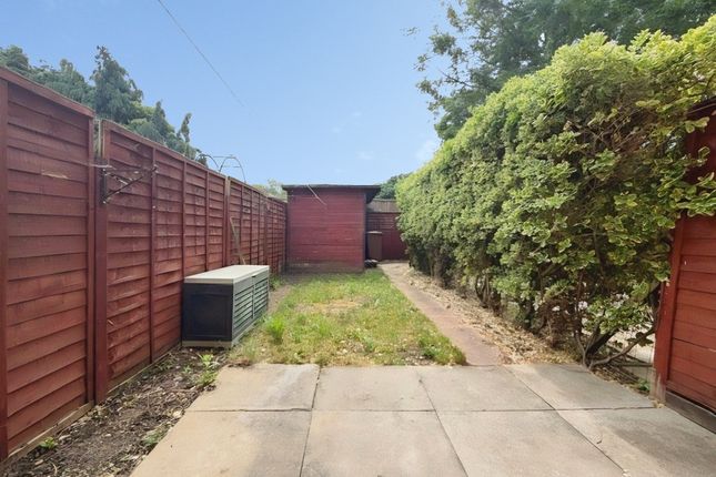 106, Peterborough photo 5