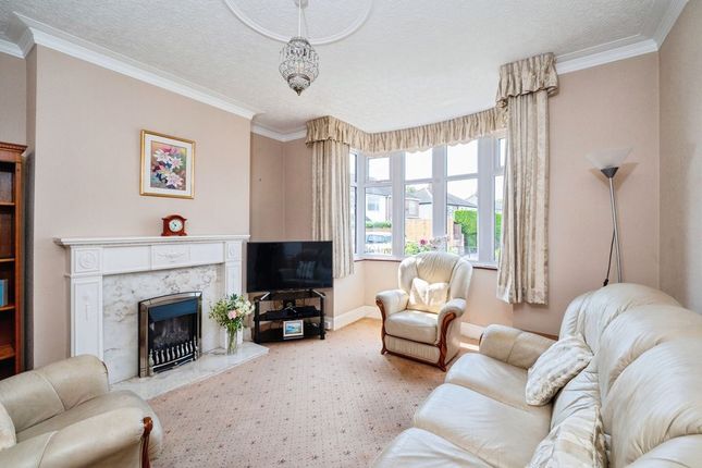 25, Ashtree Avenue, Grimsby photo 2