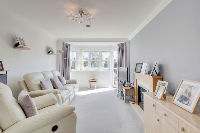 Flat Flat 4, 137, Hart Road, Benfleet photo 2