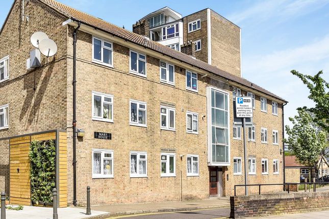 Thumbnail Flat for sale in Queen Caroline Street, Hammersmith, London