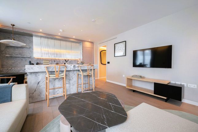 Thumbnail Flat to rent in Hanover Square, Mayfair, London