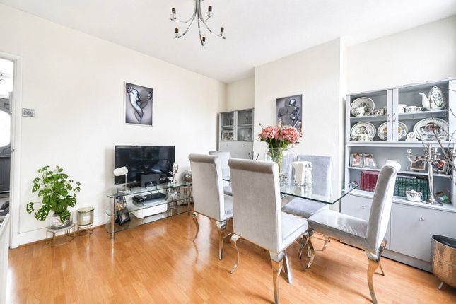 134, Stewart Road, London photo 4