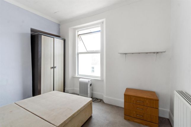Second Floor Flat, 50, Grand Parade, Plymouth photo 4