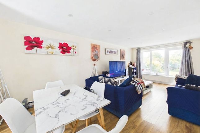 2, Cumberlow Place, Hemel Hempstead photo 2
