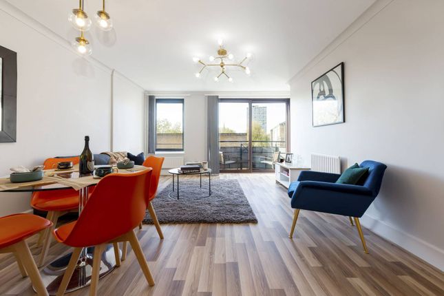 Flat for sale in The Highway E1W, Wapping, London,