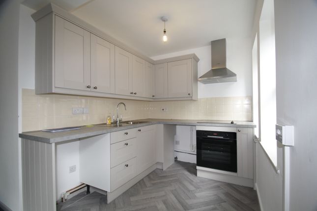 8, Clydeville Flats, Otley photo 3