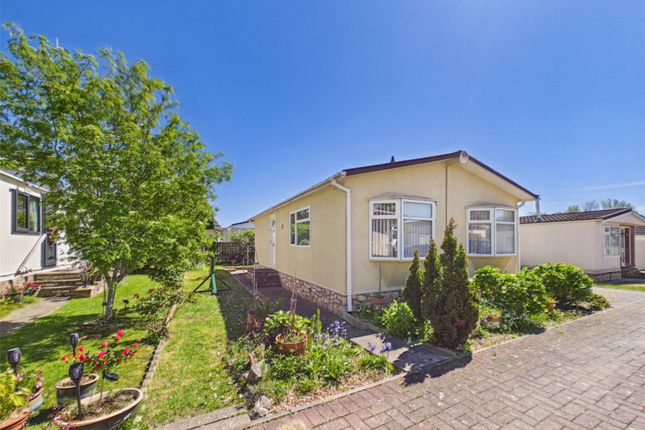 2-bed caravan on 10, Woodlands Park, Gloucester, £130,000