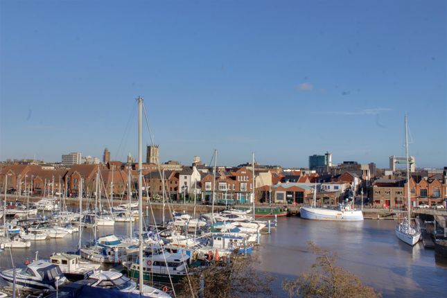 Thumbnail Flat for sale in Freedom Quay, Railway Street, Hull