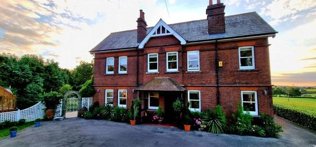 The Beeches, 170, Oulton Road, Stone photo 2
