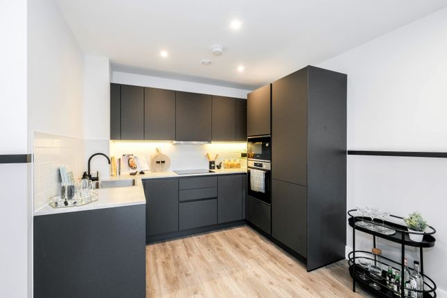 Flat for sale in Station Road, Croydon