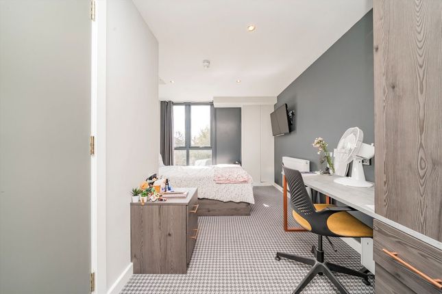 Flat 205, 62-64, Kenton Road, Harrow photo 4