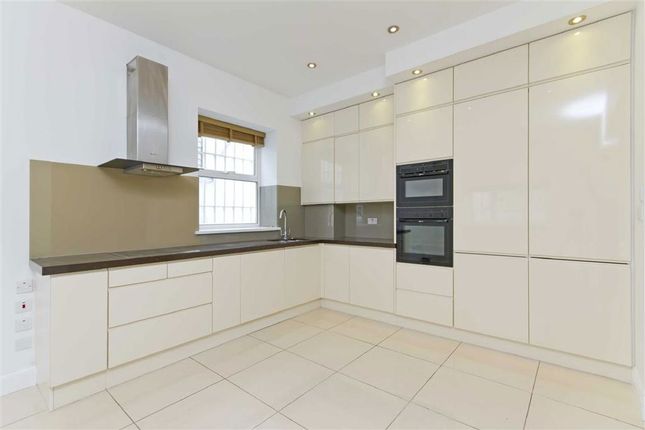 13, Fulton Mews, London photo 2