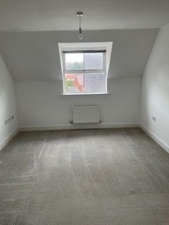 12, Brickwork Avenue, Liphook photo 4