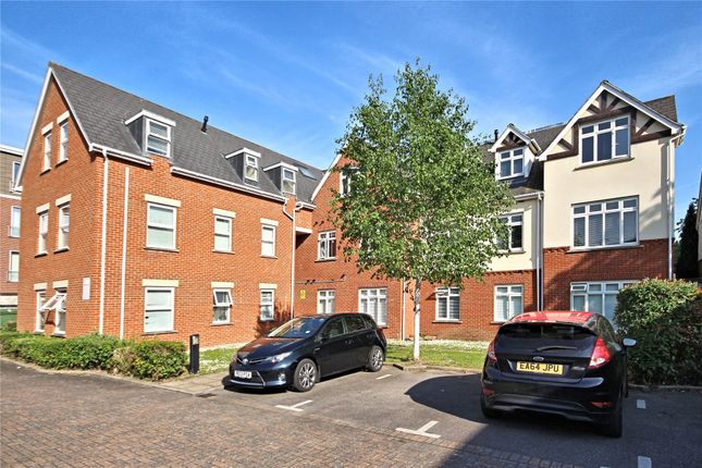 Flat 14, Jarman Court, 68, Maybury Road, Surrey photo 2