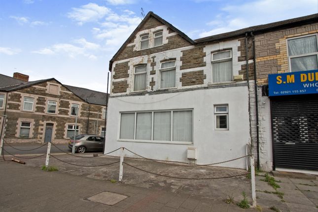 Flat for sale in Broadway, Roath, Cardiff