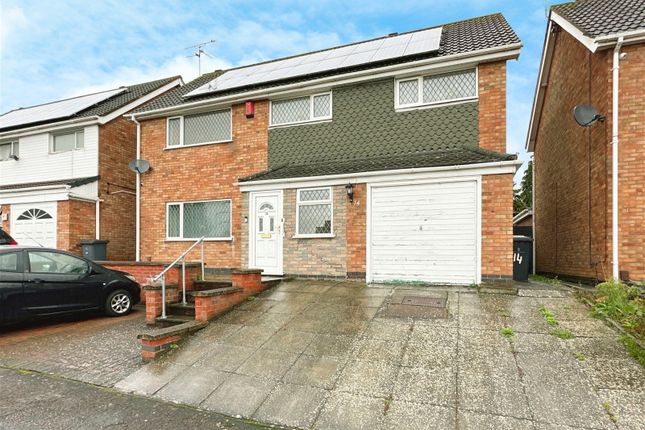 Thumbnail Detached house for sale in Foxcroft Close, Leicester
