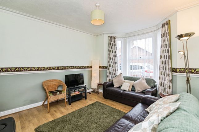 68, Beaconsfield Road, Lowestoft photo 2