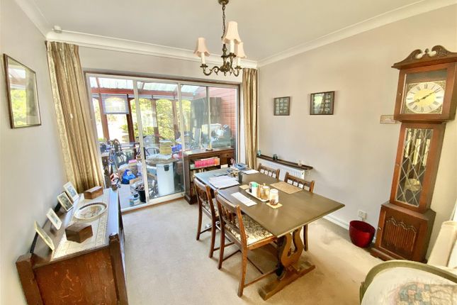 29, Torrington Drive, Potters Bar photo 4