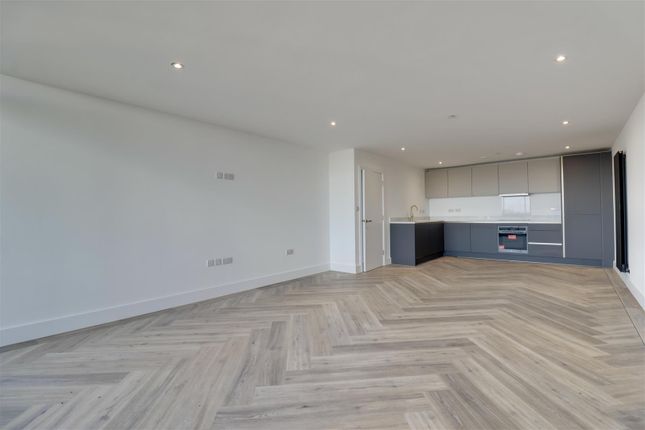1-bed flat on 67, Handleys Corner, 44-46 Palmerston Road, Southsea, £250,000
