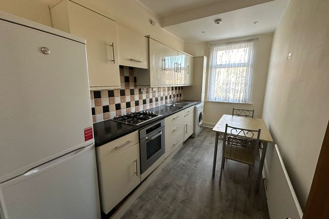 Thumbnail Terraced house to rent in James Lane, London