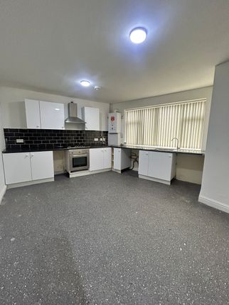 Flat 1 120 Staincliffe Road, Dewsbury, Dewsbury photo 3