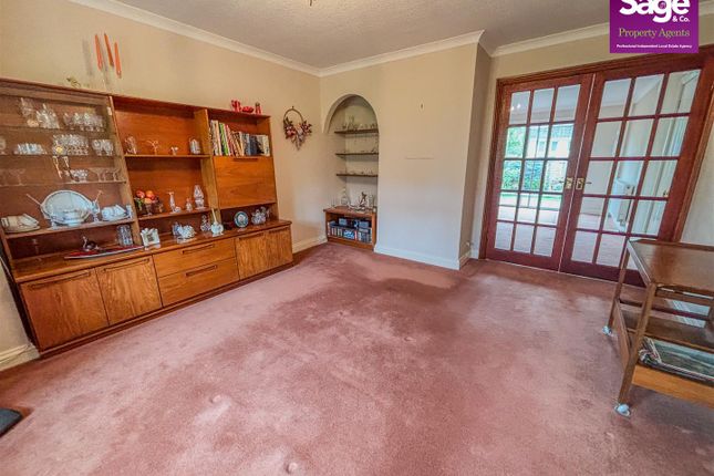 5, Presteigne Walk, Cwmbran photo 3