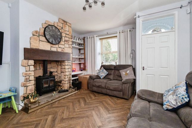 133, Mottram Moor, Hyde photo 4
