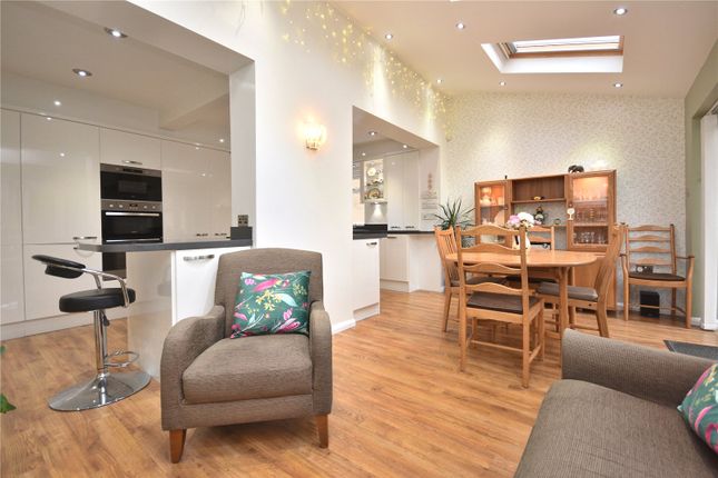 68, Lulworth Crescent, West Yorkshire photo 4