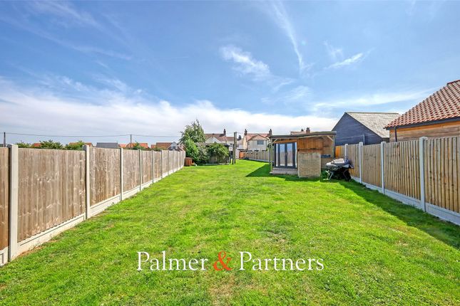 95, Landermere Road, Clacton-on-Sea photo 2