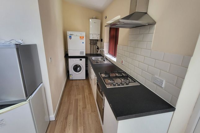36 Lees Hall Crescent, Manchester photo 2