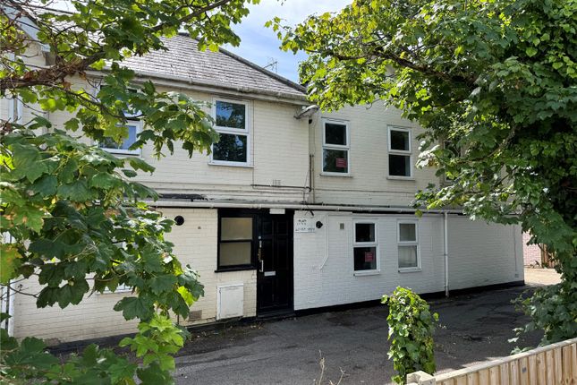 Thumbnail Flat for sale in Linden House, The Square, Pennington, Hampshire