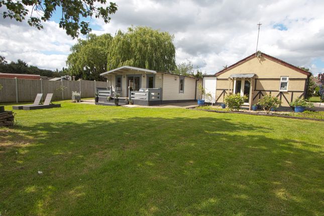 Thumbnail Detached bungalow for sale in Brentwood Road, Dunton, Brentwood