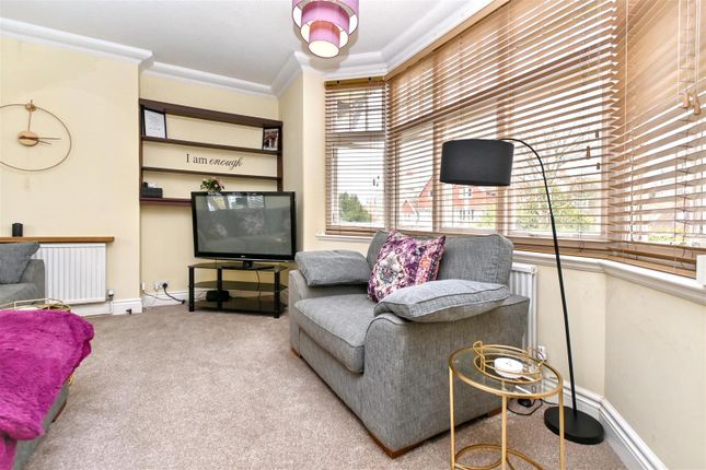 Flat 2, 29, The Goffs, Eastbourne photo 5